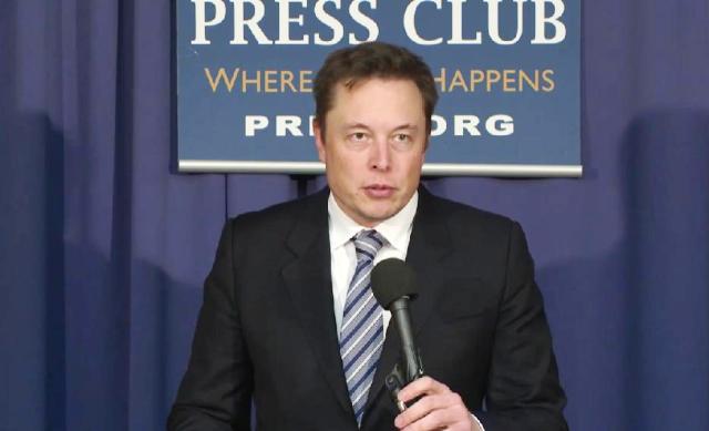 Elon-Musk-SpaceX-CEO-and-Chief-Designer