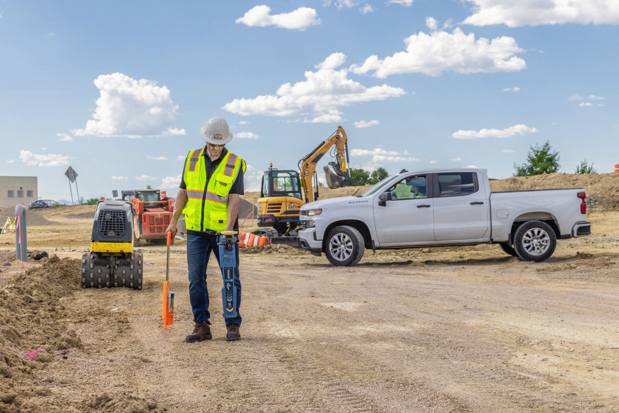 Trimble and Radiodetection Combine SurveyGrade Positioning with